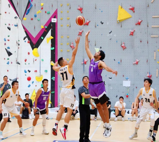 田径——南京室内世锦赛：杜普兰蒂斯获男子撑杆跳高冠军