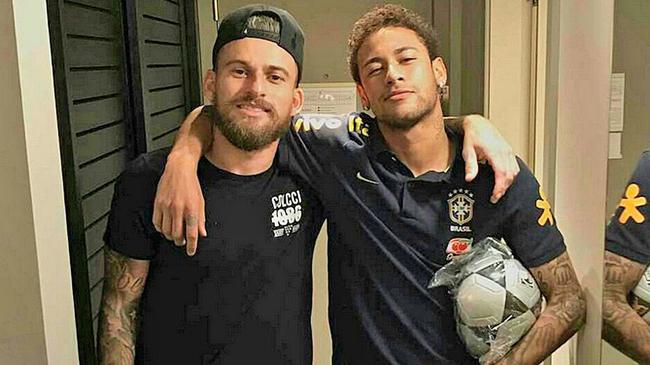 发球大炮型 发球大炮型