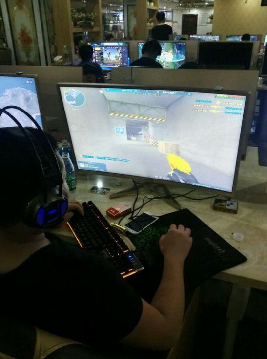 安保随即封